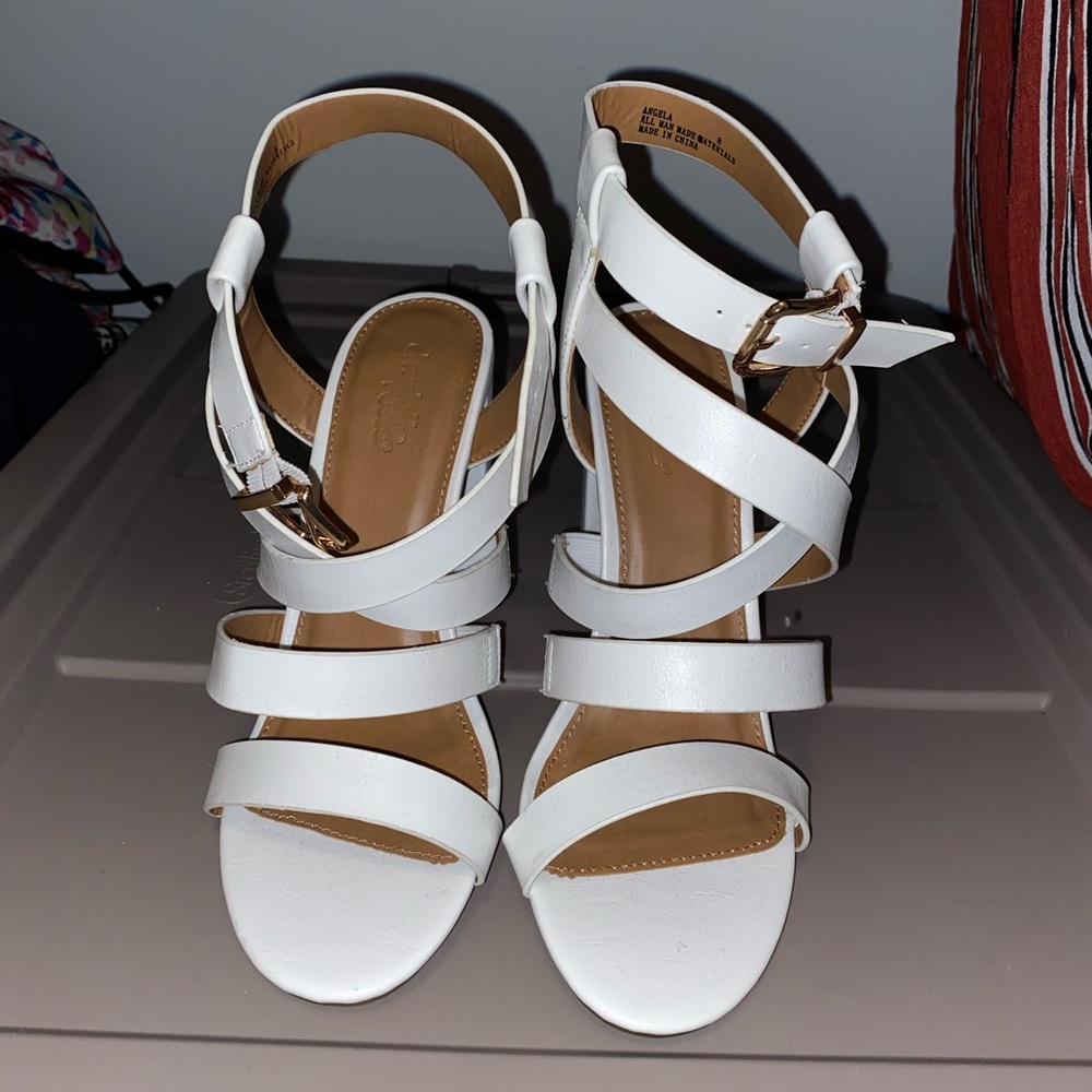 *new with tag* 4inch white sandal heels